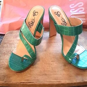 So me teal high heel sandals
